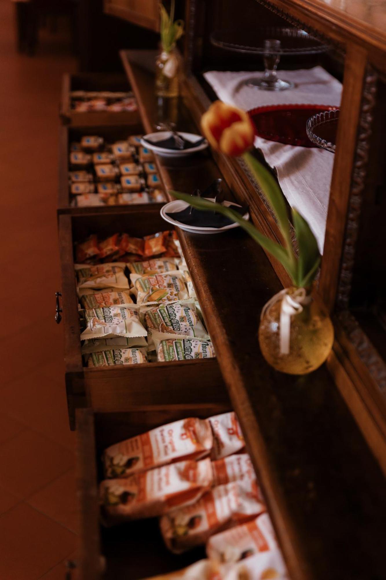 维科福尔泰 Casa Regina Montis Regalis酒店 外观 照片